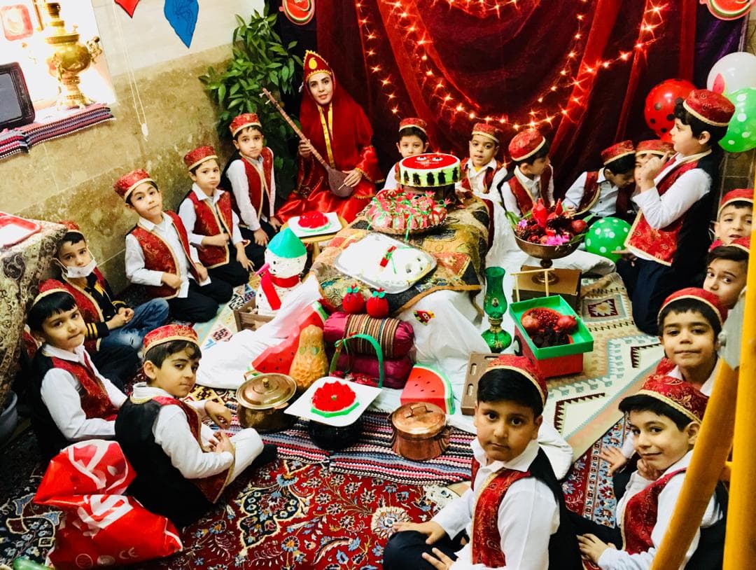 جشن یلدا مدرسه مشکات اندیشه