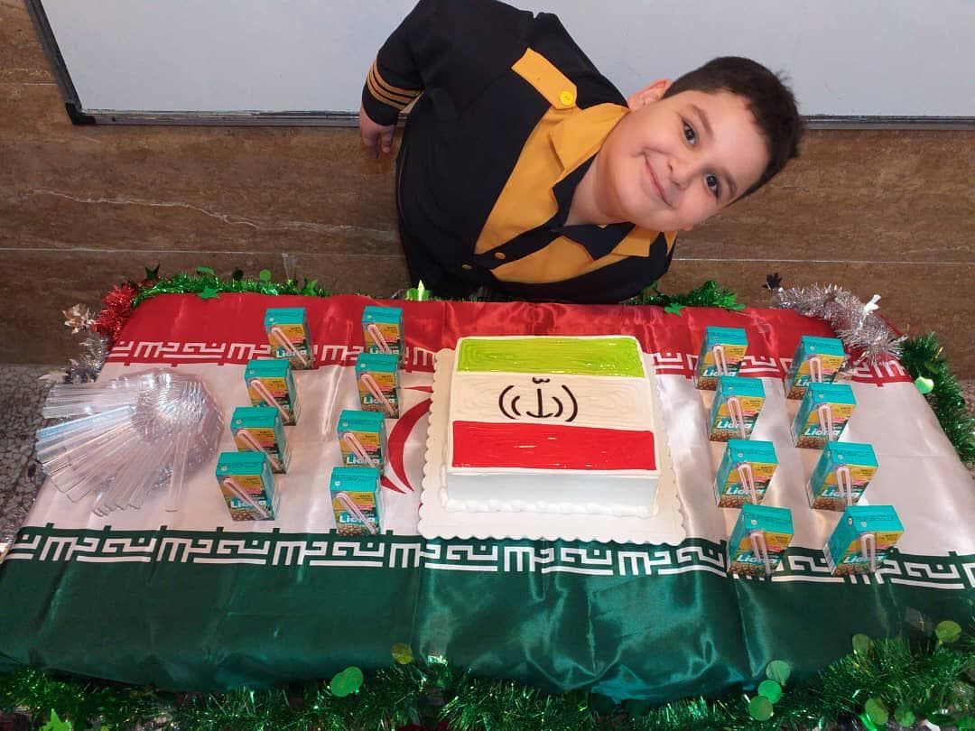 ٢٢بهمن